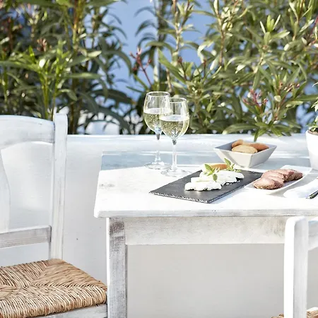 Hotel apartamentowy Mykonos Town Suites 4*