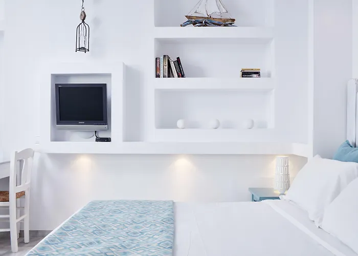 Mykonos Town Suites Apart Otel 4*