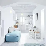 Апарт-отель Mykonos Town Suites