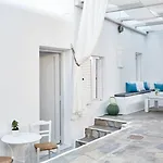 Aparthotel Mykonos Town Suites