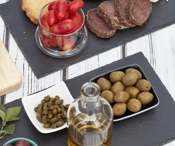 Mykonos Town Suites Hotel apartamentowy 4*