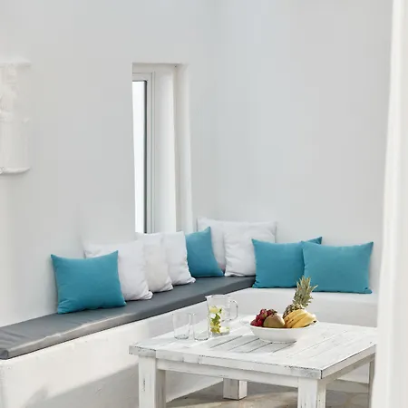 Mykonos Town Suites 4*