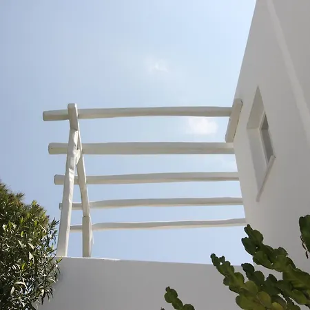 מלון דירות Mykonos Town Suites 4*