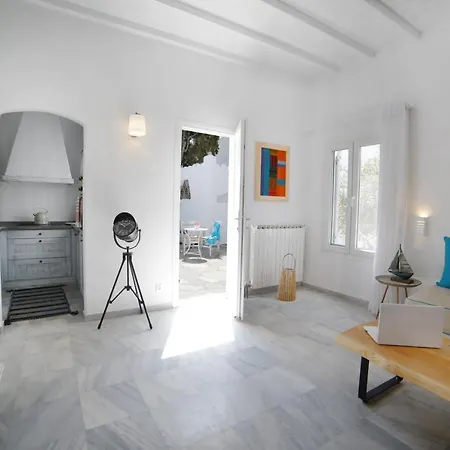 מלון דירות Mykonos Town Suites